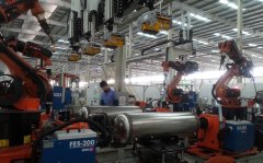 為什么都愛用機器人焊接，只因人工焊接成本高？